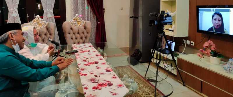 Bupati Husler dan Istri Vidcon Dengan Natalia, Pasien Sembuh Dari Covid-19