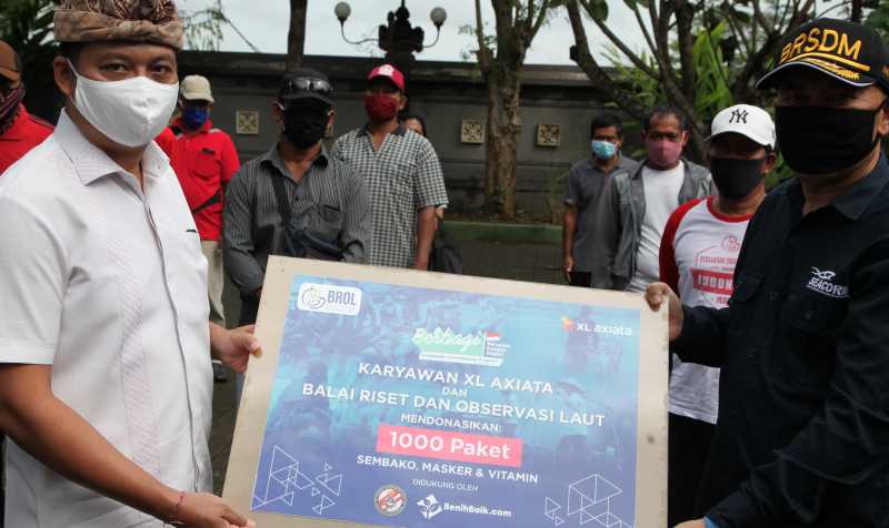 XL Salurkan 1.000 Paket Donasi untuk Nelayan Terdampak Covid-19