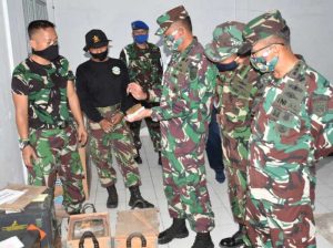 Wadan Lantamal VI Inspeksi Gudang Senjata dan Amunisi