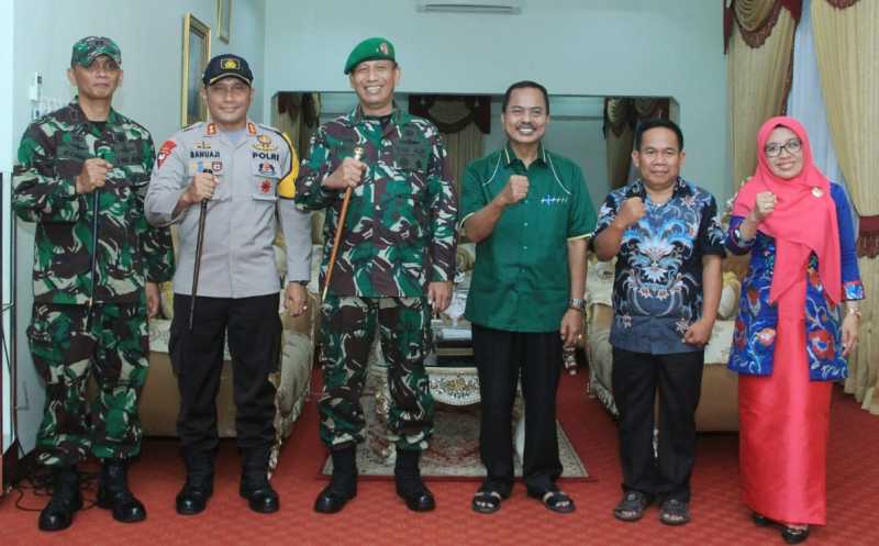 Danrem 142 Tatag Kunker dan Silaturrahmi Forkominda Majene