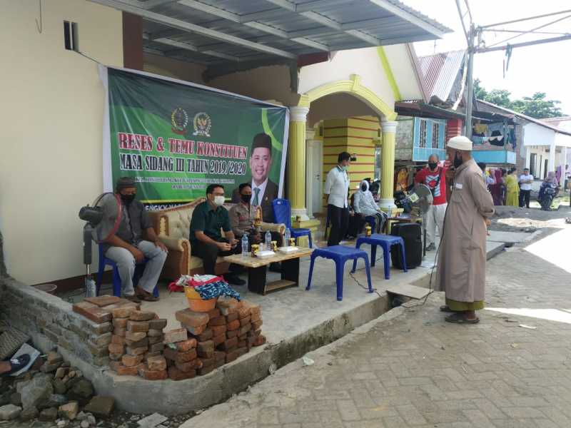 Kanit Intel Polsek Galut Awasi Kegiatan Reses DPRD Suslel Hengki  Yasin