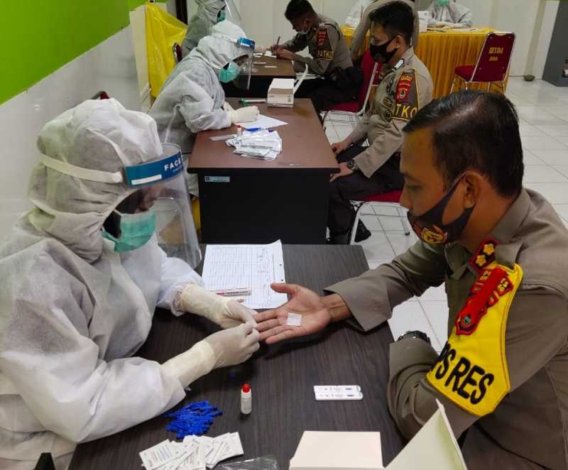Hari Bhayangkara Ke-74, Polres Enrekang Rapid Tes Massal Hari Bhayangkara Ke-74, Polres Enrekang Rapid Tes Massal