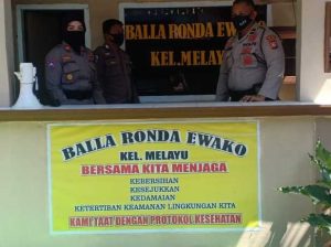 24.6 foto polsek pos Kasat Binmas Polres Pelabuhan Makassar Cek Kesiapan Balla Ronda Ewako
