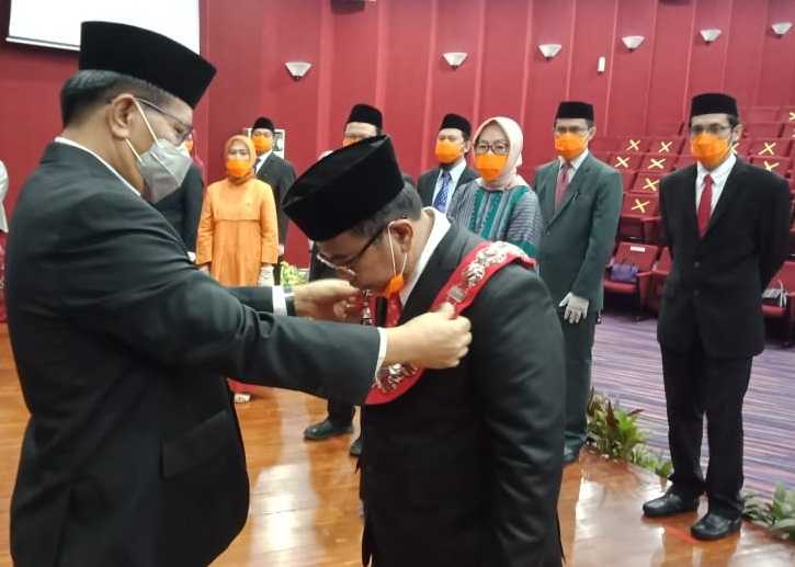 Rektor UNM Lantik Dekan Fakultas Teknik