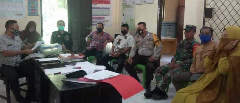 Bhabinkamtibas,Babinsa, Pemdes, Kompak Sosialisasi Cegah Covid-19