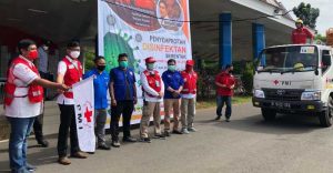 Hadapi New Normal, PMI Sulsel Semprot Rumah Ibadan Dan Perkantoran