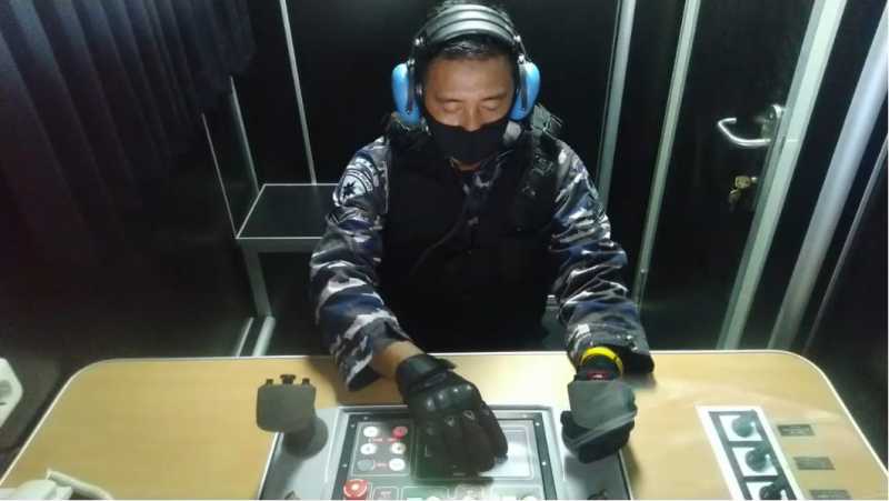 Hitungan Detik Prajurit KAL Mamuju II-6-64 Berpangkat Serda Pengawak Meriam Sea Hawk Berhasil Tenggelamkan Sasaran Tembak   