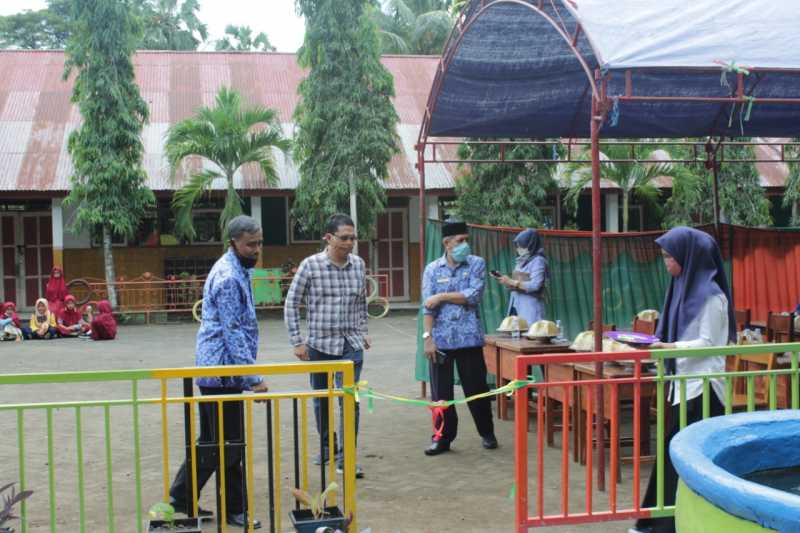 Resmikan Taman Baca, Ini Harapan Kadis