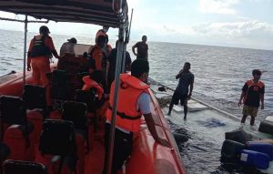 KM. Nurul Jaya Tenggelam di Perairan Laut Selayar, 7 Awak Dievakuasi