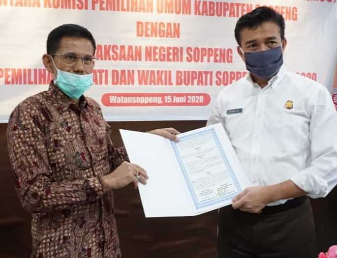 Jalin Kerjasama, KPU-Kejari Soppeng Teken MoU