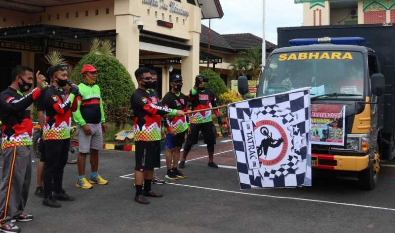 Peduli Masamba, Kapolres Lepas Dua Truk Bantuan