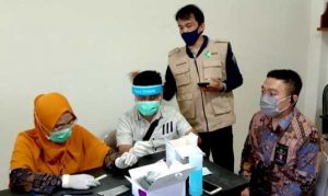 Hakim dan Pegawai Pengadilan Negeri Majene Jalani Rapid Test
