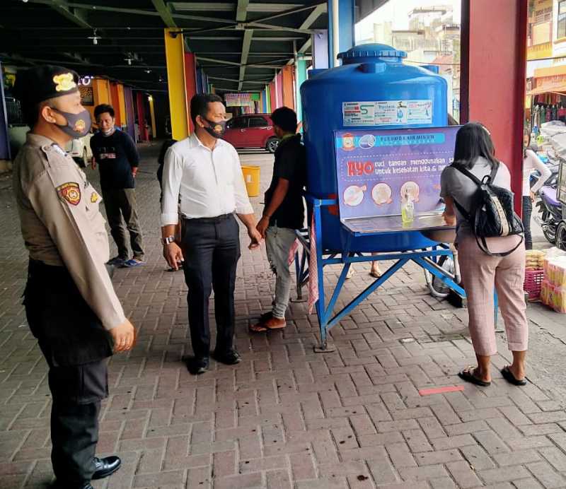 Polres Pelabuhan Gencar Edukasi Pengunjung Pasar Butung