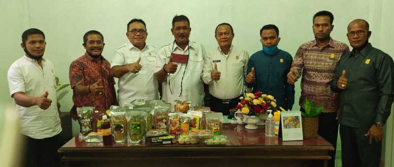 DPRD Muna Barat Kunjungi Dinas Koperasi dan UKM Kolaka
