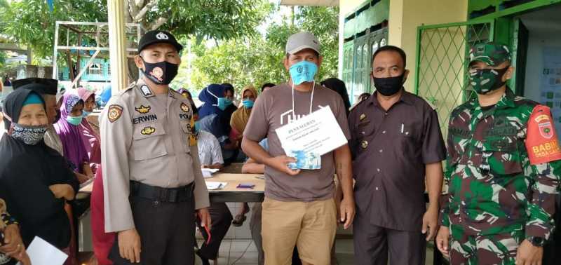 201 Warga Desa Lantang Terima BLT-DD Tahap Tiga
