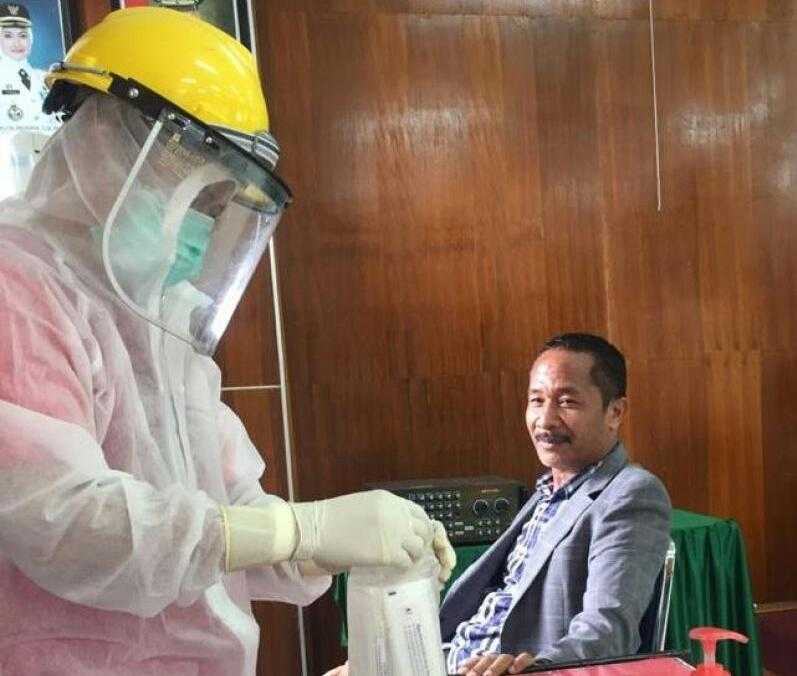 Kasus 1 Anggota DPRD Lutra Positif: Menarik 11 Dewan Minta Swab Test Mandiri dan 2 di Rapid Test, 11 Dewan Belum Dirapid Test