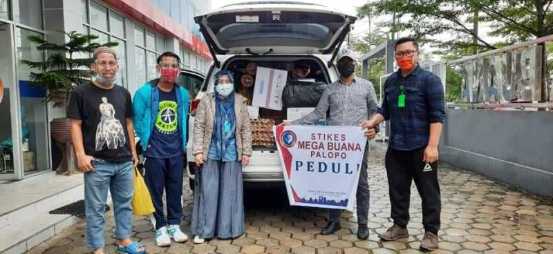 Lagi, Stikes Mega Buana Memberi Bantuan Kemanusiaan ke Korban Banjir Bandang di Luwu Utara