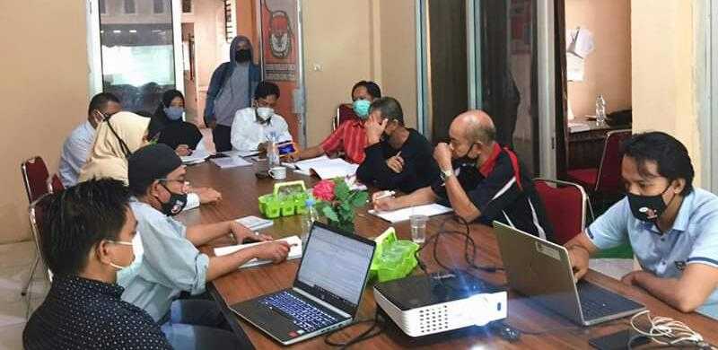 KPU Lutra Rakor Bahas Persiapan Pengumuman Pendaftaran Cabub Cawabup, Membedah PKPU ditengah Covid-19