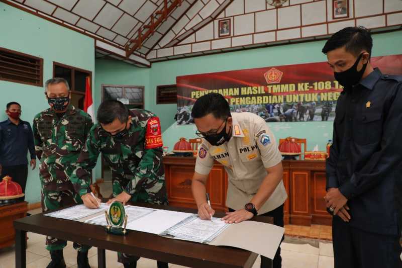 Bupati Bantaeng Ajak Warga Jaga Hasil Karya TMMD
