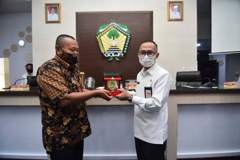 Sistem Pendataan Penerima Bansos di Gowa Dipelajari DPRD Sidrap
