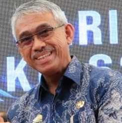 Bupati Lutim Buka Turnamen Sepakbola Watangkume Cup II