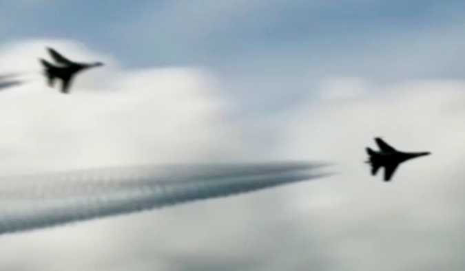 Uji Terampil Glagaspur P-1/P-2 di Lantamal VI Libatkan 2 Pesawat TNI AU Sukhoi