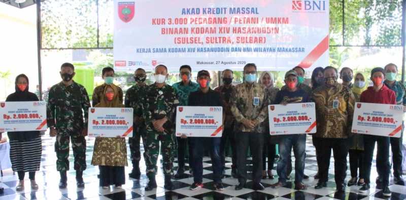 BNI Kucurkan Pinjaman Modal Usaha/KUR ke 3.000 Pedagang/Petani/UKM Binaan Kodam XIV/Hasanuddin
