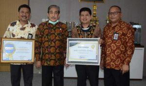 28.8 foto sidrap harga Bupati Sidrap Terima Penghargaan Capaian Response Rate BPS Pusat Dan Provinsi