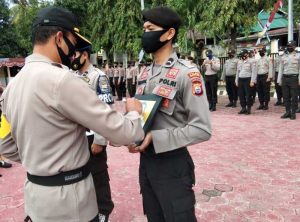 3.8 foto enrek hentikan Disersi, Seorang Personel Polres Enrekang Diberhentikan Dengan Tidak Hormat