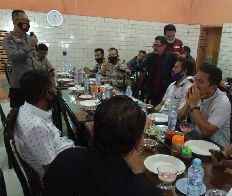 Dua Pekan Jabat Kapolres, AKBP Beny Murjayanto Ajak Wartawan Santap Siang Bersama