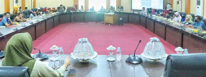 224 Peserta Antusias Ikuti Rakor PPID Hari Ke-dua 224 Peserta Antusias Ikuti Rakor PPID Hari Ke-dua