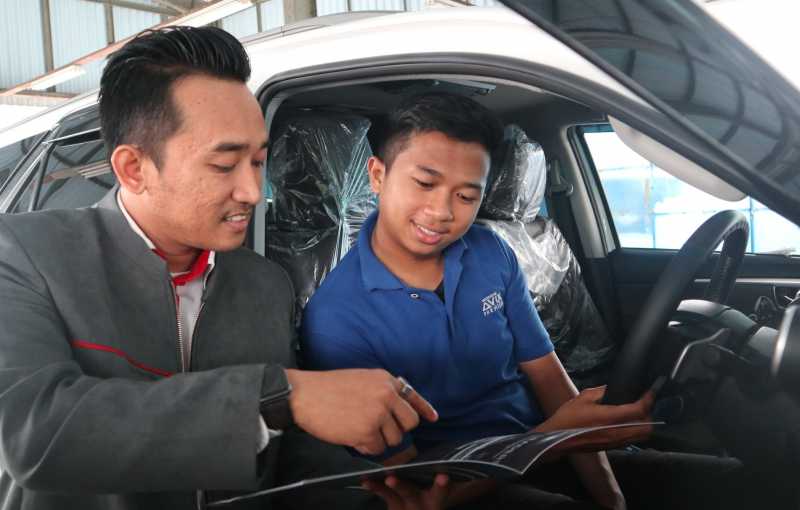 Tumbuhkan Jiwa Wirausaha Kalangan Muda di Customer Gathering Online ke-18
