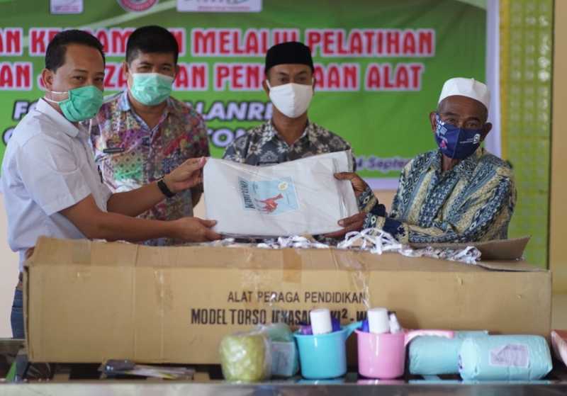 Semen Tonasa Kerjasama Forum Tamalanrea, Gelar Pelatihan Perawatan Jenazah