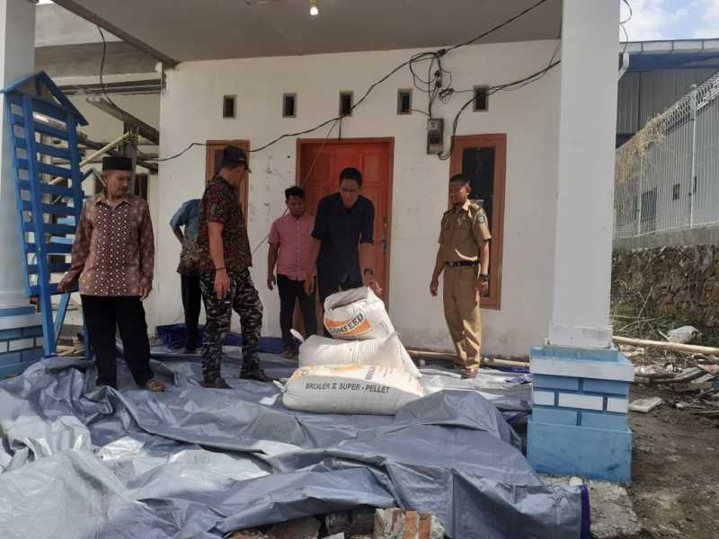 Petani Moncongloe Bulu Belajar Buat Bokashi