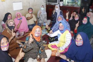 Fatma Duduk Melantai Bersama Warga, Ketua RT Curhat Soal Insentif