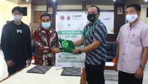 10 Tahun Mengaspal, Gojek Komitmen Bantu Pendidikan Keluarga Mitra