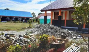 16.10 foto lutra lab Pembangunan Laboratorium Komputer Disambut Positif Warga dan Guru SMAN 18 Lutra