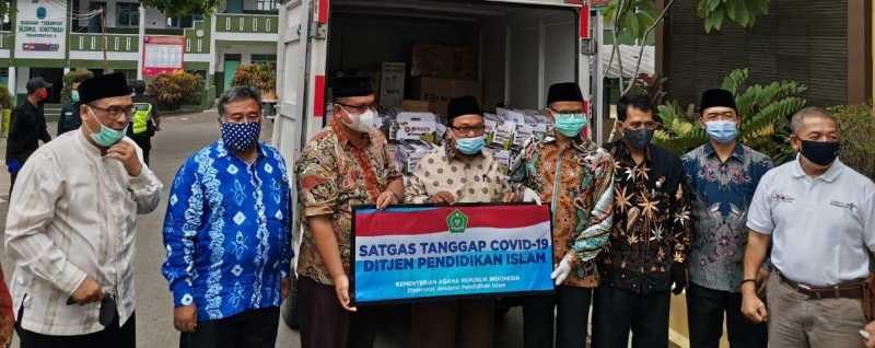 Satgas Kemenag Bantu Pesantren Terdampak Covid