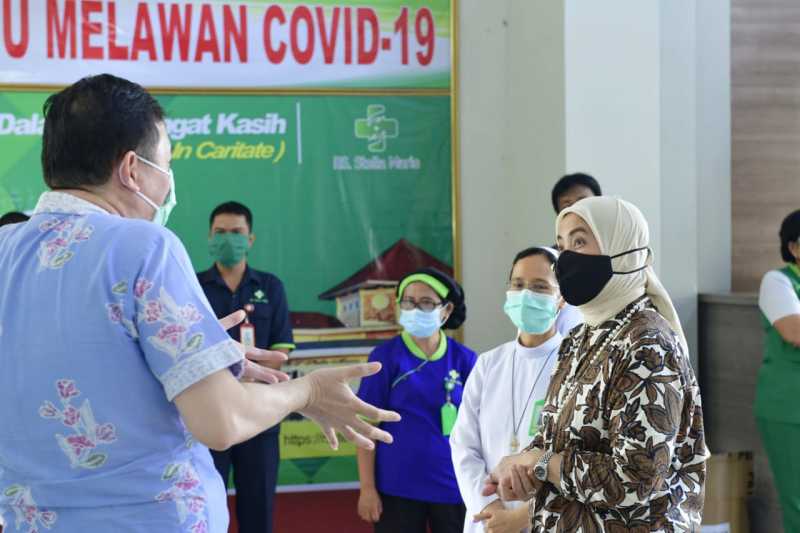 Dapat Bantuan Pangan dari Aliyah, Dirut Stella Maris : Bantuan ini Semangat Nakes Kami