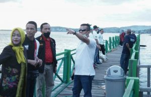 Kunker ke Majene, Kajati Sulbar Terpesona Melihat Keindahan Pantai Dato