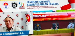 27.10 foto unm menpora Menpora Puji Konsep Kewirausahaan Rektor UNM