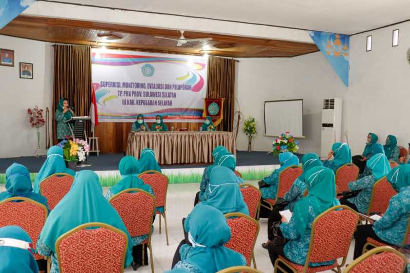 Tim SMEP TP- PKK Sul Sel Rapat Evaluasi Dengan TP PKK Kabupaten Kepulauan Selayar 