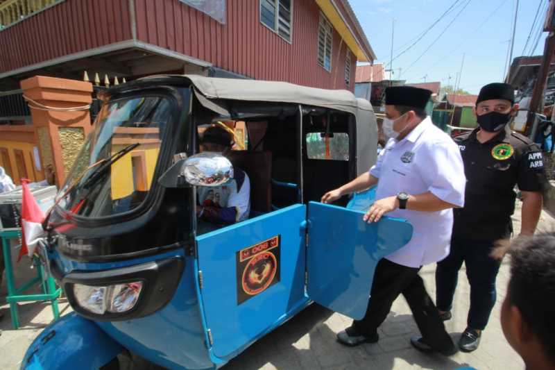 Atasi Krisis Air Bersih Warga, Appi Janji Akan Tambah Pipa Sambungan PDAM di Utara Makassar