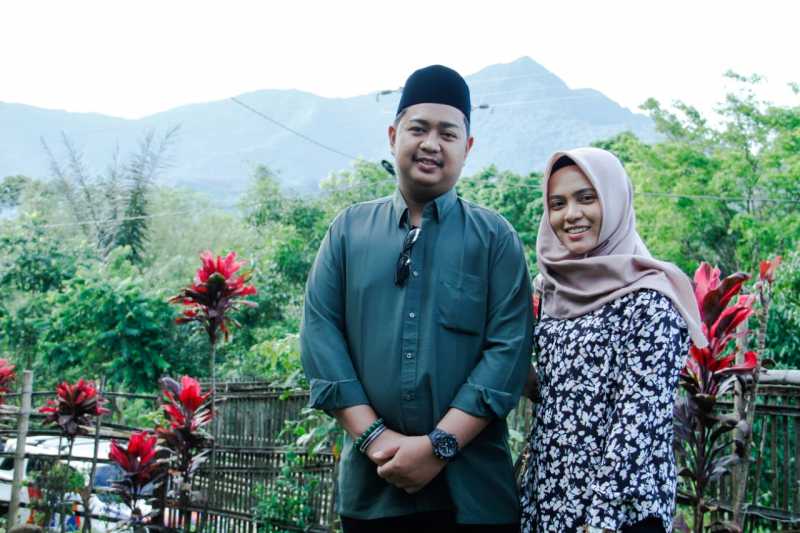 Diajak Warga, Calon Bupati Mudassir Menginap di Gattareng