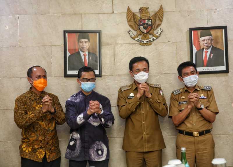 Syamsi Ali Temui Prof Rudy Bahas Covid-19