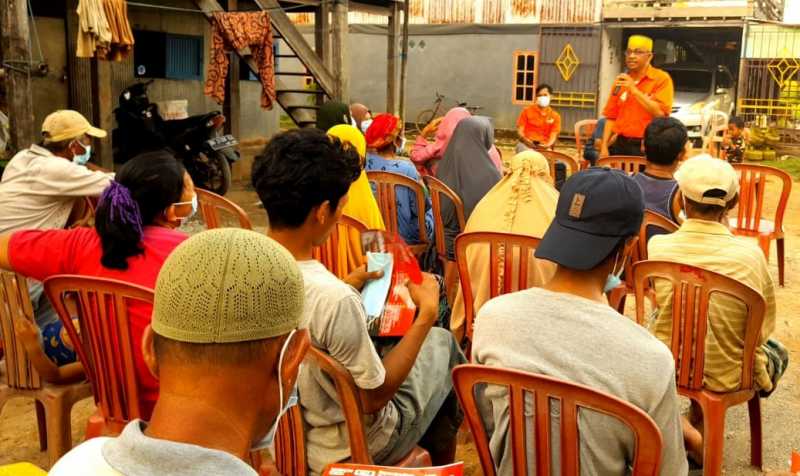 Kartu Program Prioritas Anir-Lutfi Disambut Antusias Emak-Emak