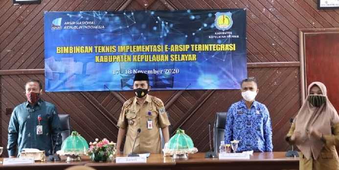 Asisten Ekbangkesra Buka Bimtek Implementasi e- Arsip Terintegritasi
