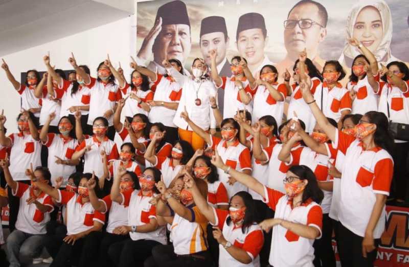 Lintas Komunitas Perempuan Sepakat Menyatu ke Danny-Fatma