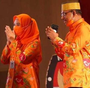 Pengamat: Komunikasi Politik, Anir-Lutfi Paling Beretika di Debat Perdana