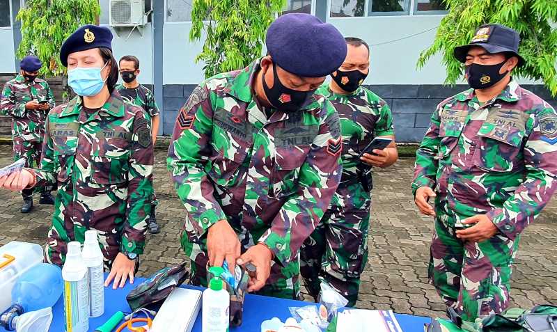 Diskes Lantamal VI Perkenalkan Almatkes Pertolongan Pertama Henti Jantung